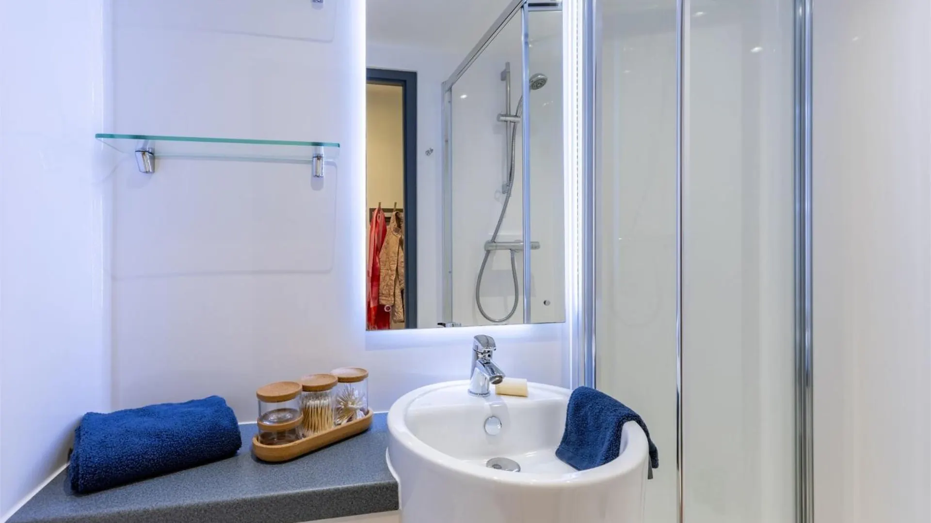 Curraheen Point In Cork Apartamento